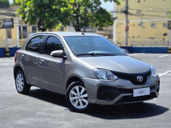 TOYOTA ETIOS 1.5 X PLUS 16V FLEX 4P MANUAL
